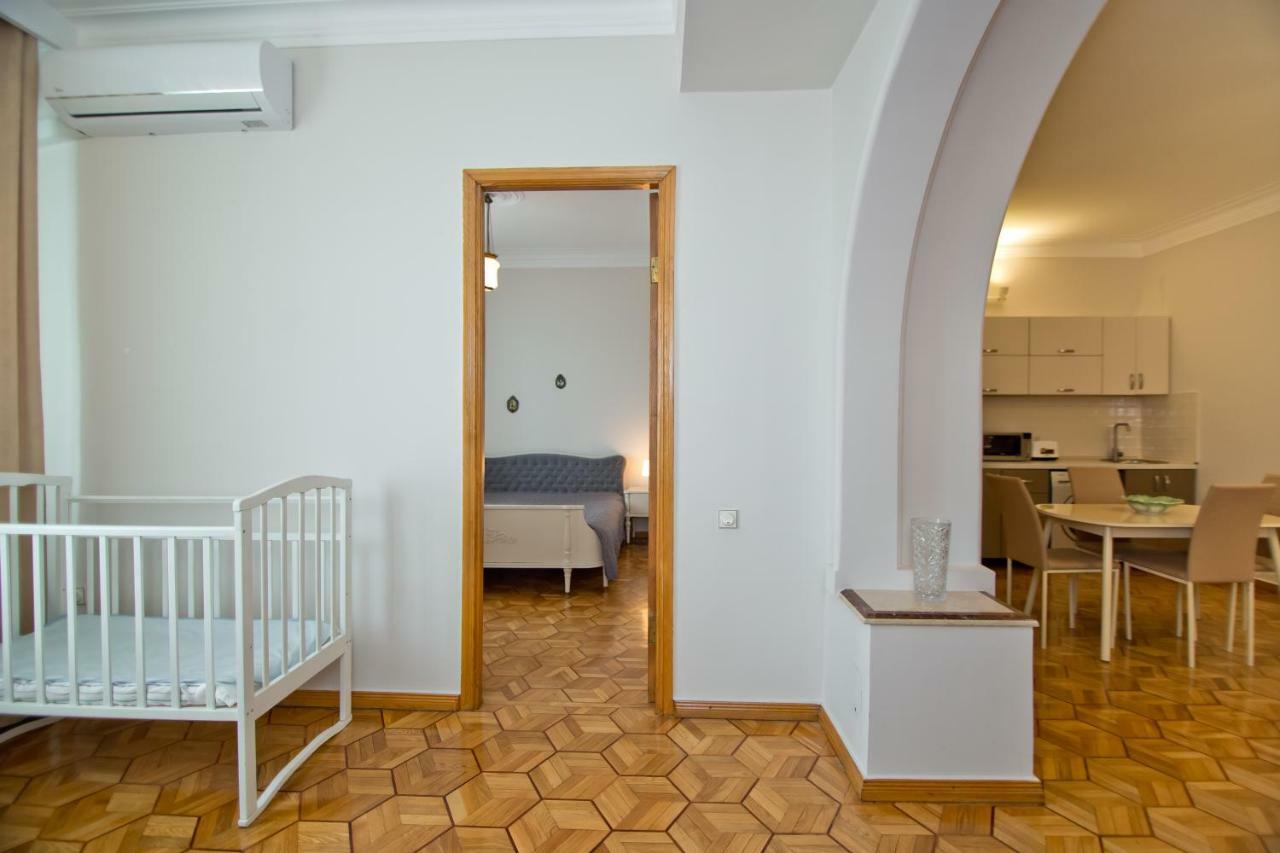 Seaside Luxury Apartment Batumi Ngoại thất bức ảnh